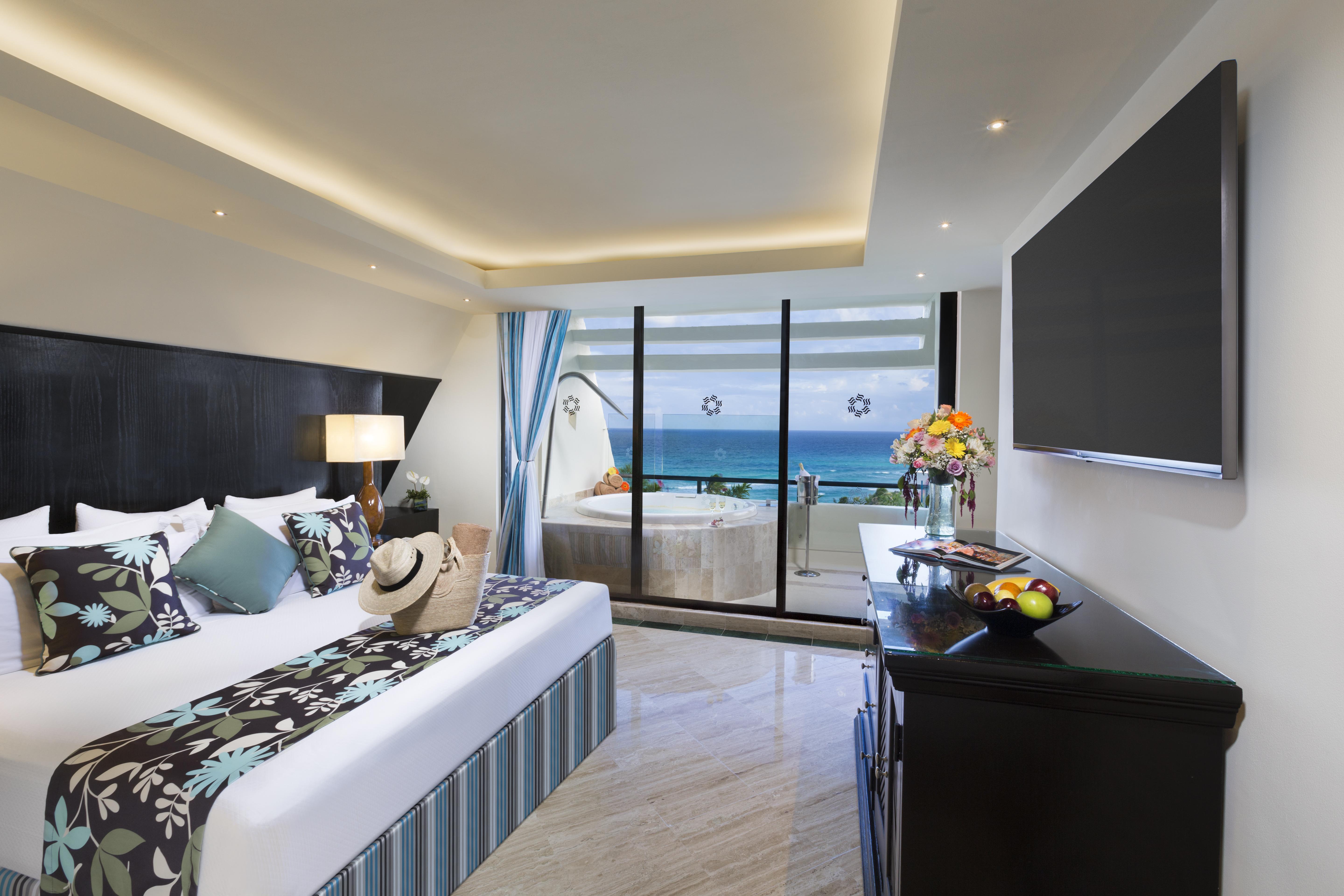 The Pyramid Cancun By Oasis Buitenkant foto Junior Suite Ocean View