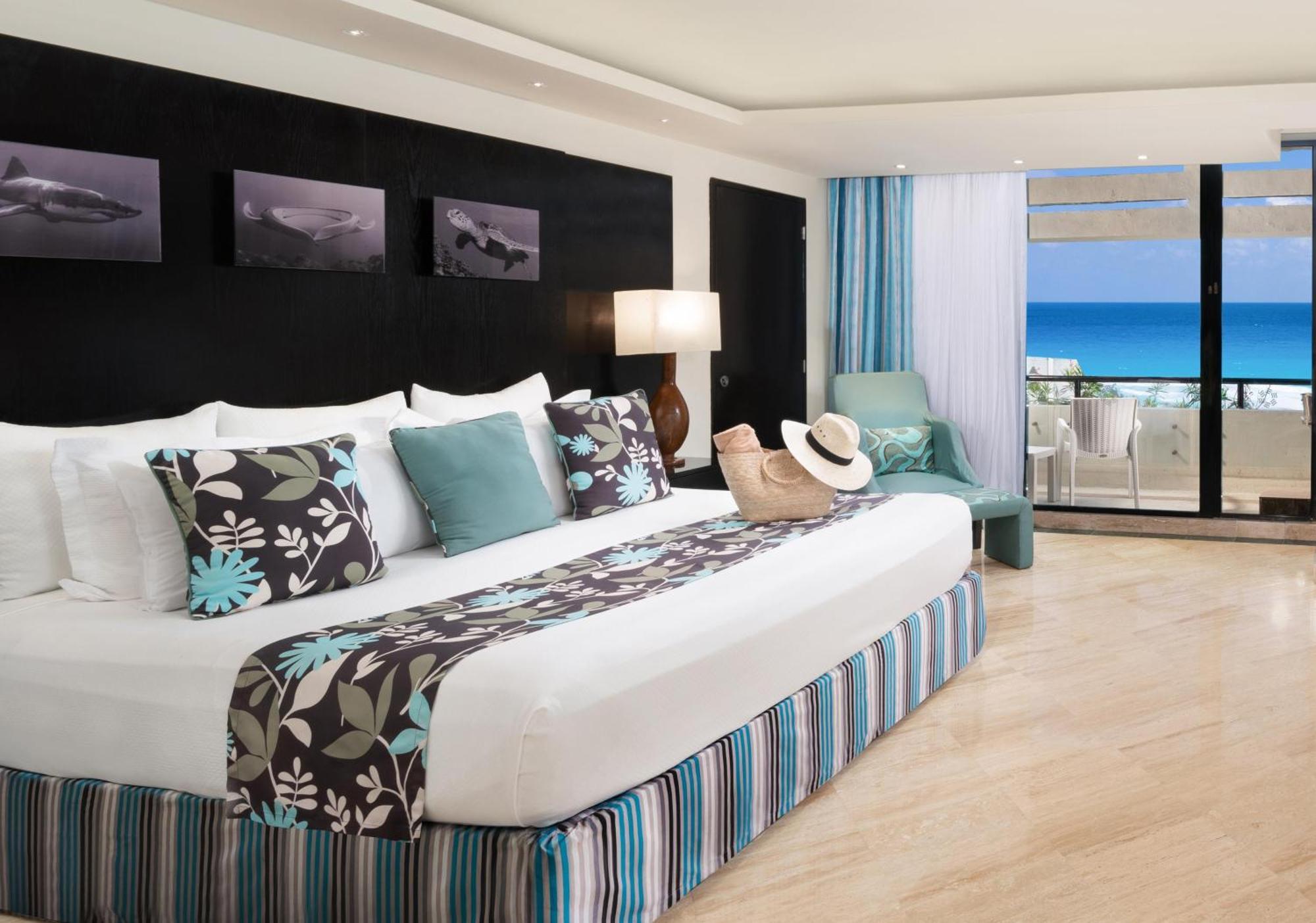 The Pyramid Cancun By Oasis Buitenkant foto Junior Suite