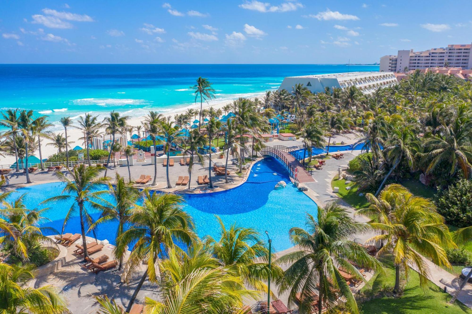 The Pyramid Cancun By Oasis Buitenkant foto Cancún